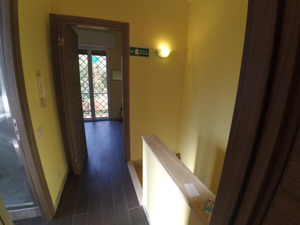 Romare, Tra Roma E Il Mare Apartman Acilia Kültér fotó